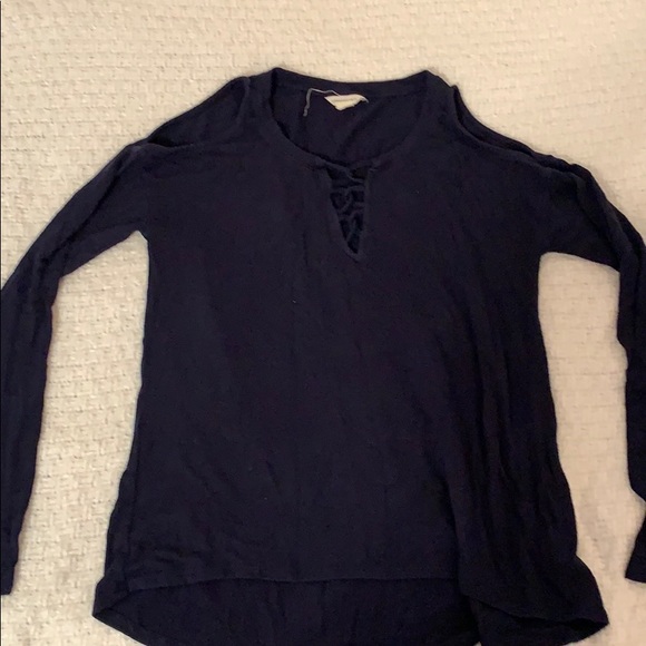 Aero shoulder cut out long sleeve - Picture 1 of 3